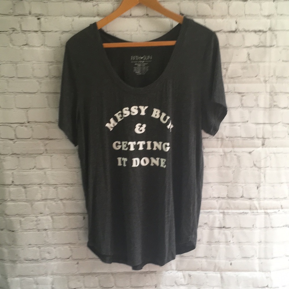 Messy bun worded T-shirt